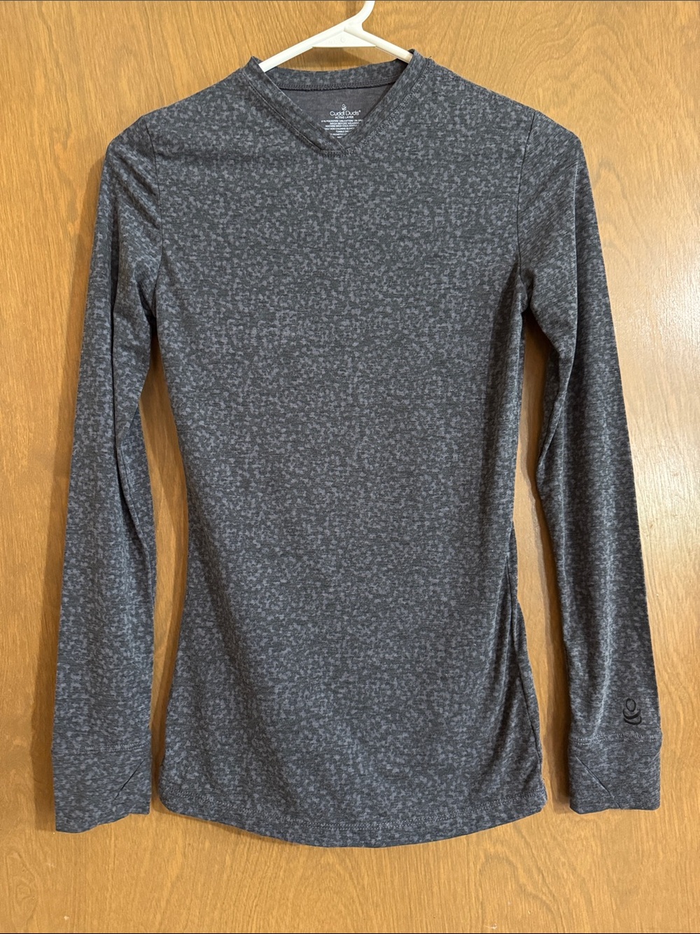 Cuddl Duds Women's Long-Sleeve V-Neck Heathered Charcoal Tee